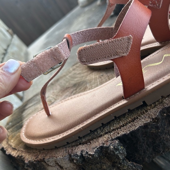 Nina Orange girls casual Sandals with T-Strap Design NWT Sz-3. E - Picture 6 of 9